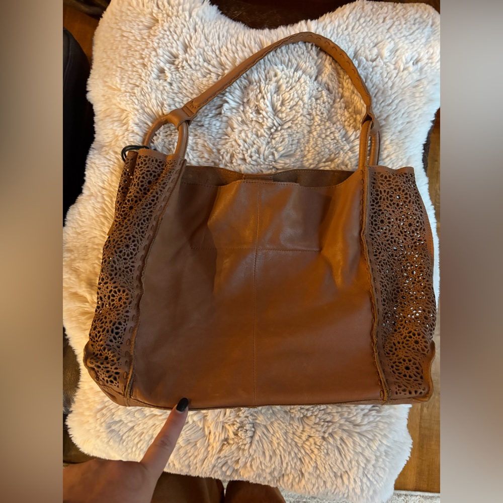 The Sak Lt Brown Moroccan Trim Los Feliz Leather Purse Large Hobo Tote Bag - Picture 4 of 7